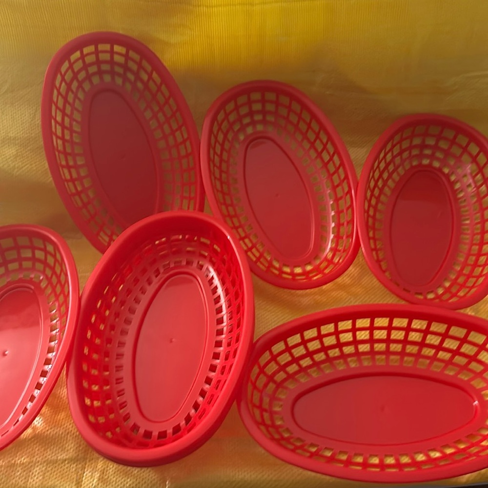 8 fast food baskets, fast food restaurant baskets